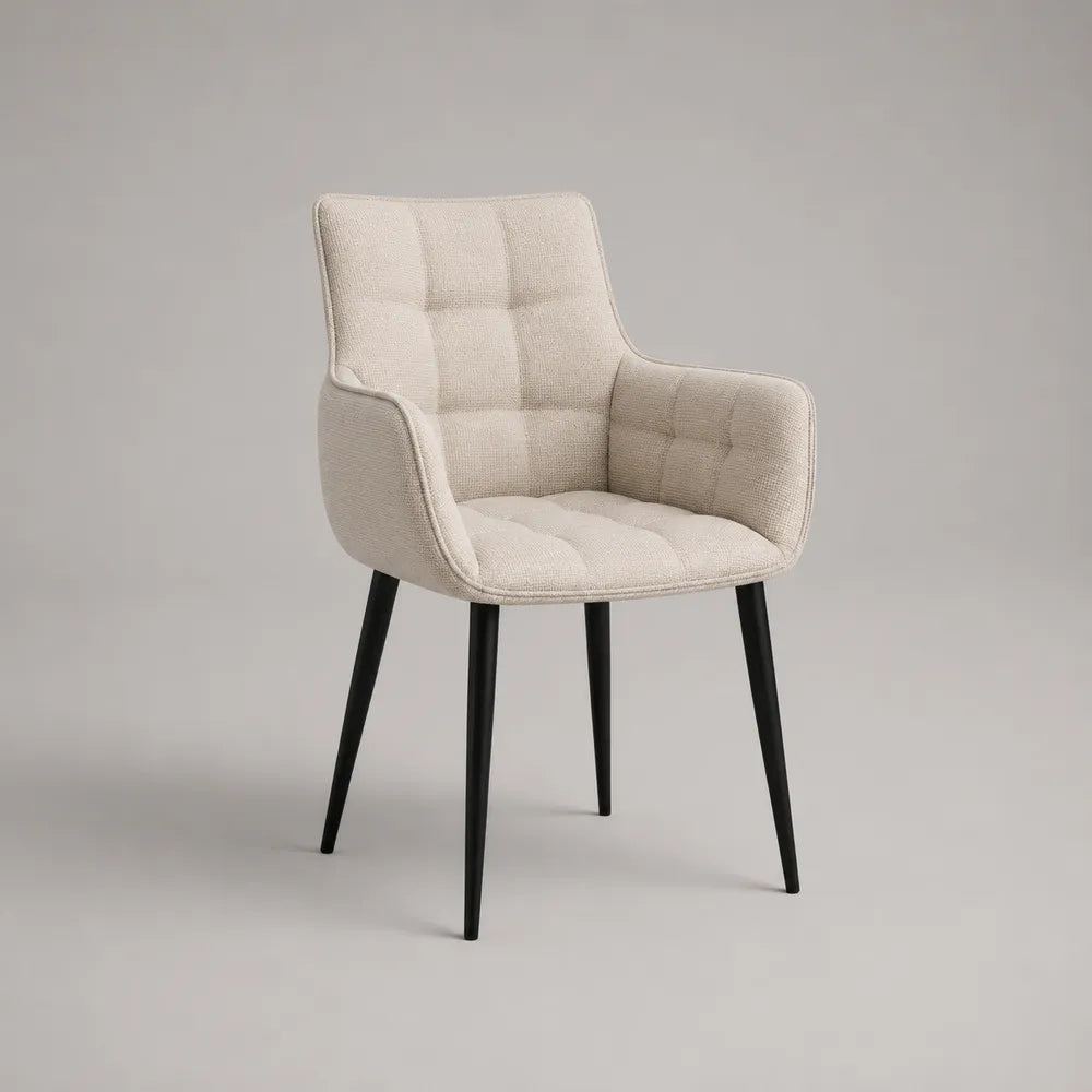 Poltroncina da pranzo con braccioli in tessuto bouclé beige e gambe in acciaio nero 60 x 60 x 82 cm